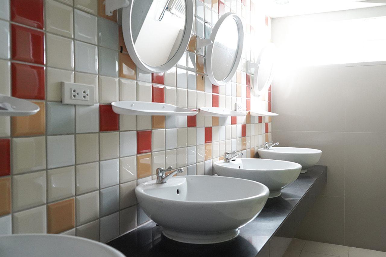 Roomquest Bangkok Sukhumvit 50 Eksteriør billede